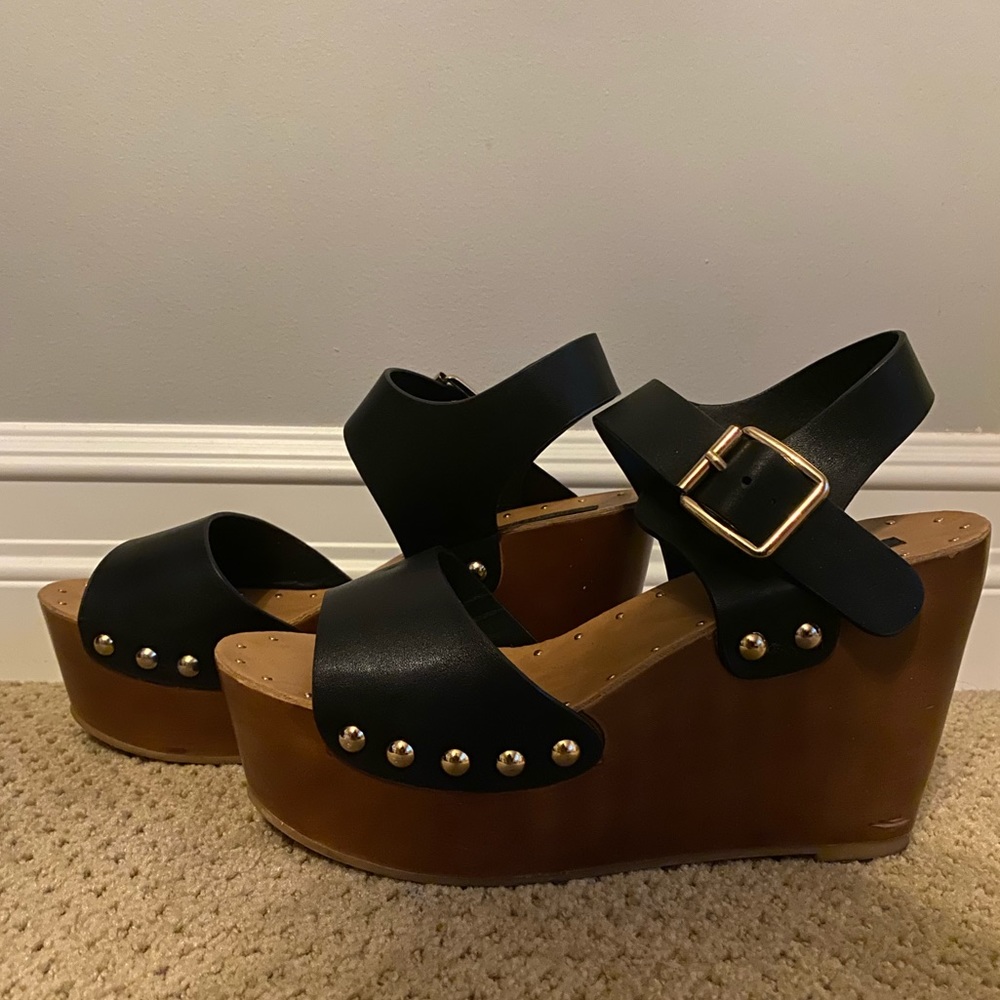 Black and Gold Wedges